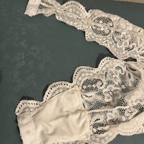 White sexy detailed lace bodysuit ** - Picture 10 of 14